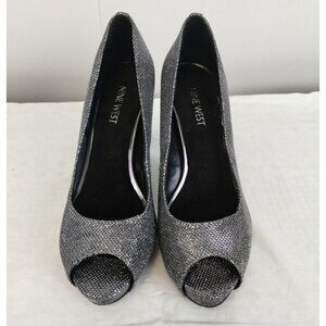 Nine West Women's Silver Shoes/Heels/4" Heel Size 7 SKU 2913